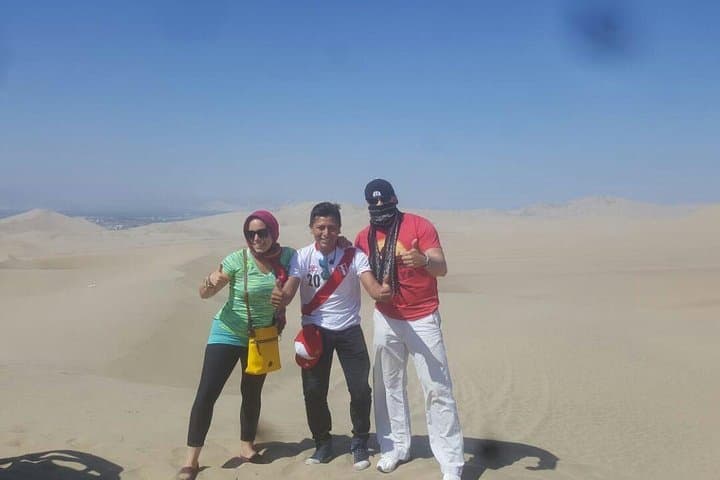 Paracas to Huacachina: Ballestas Islands & Dune-Surfing Private Day Tour photo 5