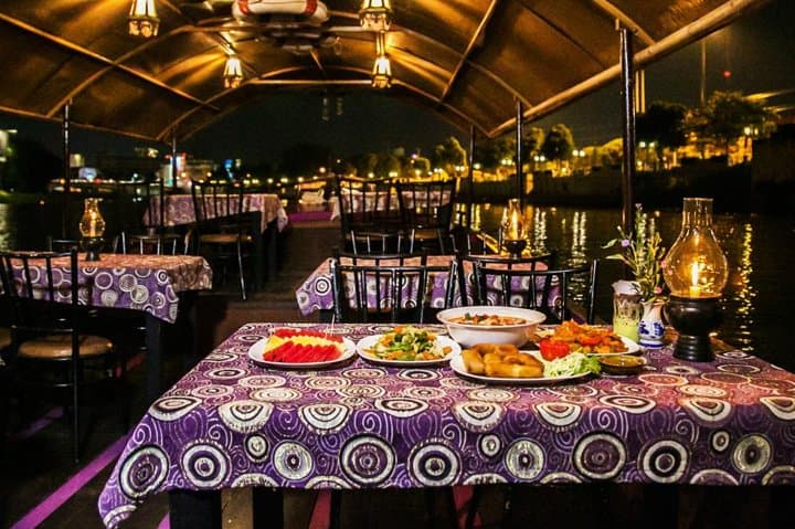 Chiang Mai Ping River Dinner Cruise: Evening Thai Set-Menu Boat Experience photo 5