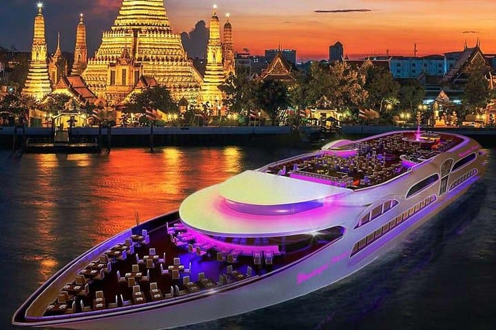 Bangkok After Dark: Dinner Cruise on the Chao Phraya River