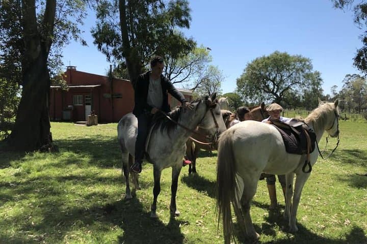 Horseback Riding Near Montevideo: 1.5-Hour Guided Ride Through Prairies & Native Forest photo 3