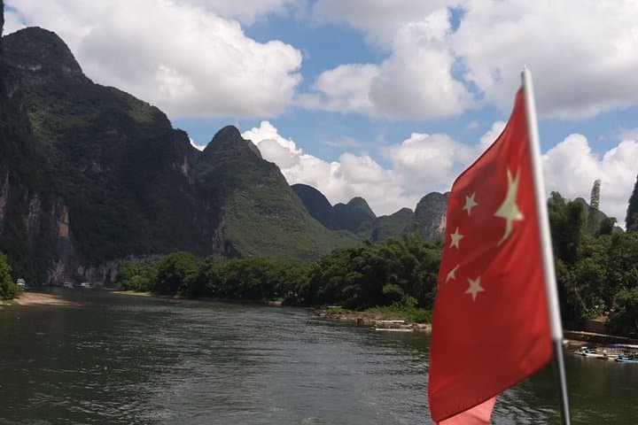 Li River Cruise Guilin to Yangshuo: 1-Day Private Boat Tour