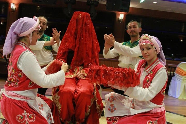 Bosphorus Dinner Cruise by Night with Traditional Turkish Show photo 2
