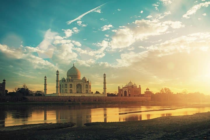 Taj Mahal Sunrise Private Day Trip from Delhi — Sunrise Tour & Agra Highlights photo 3