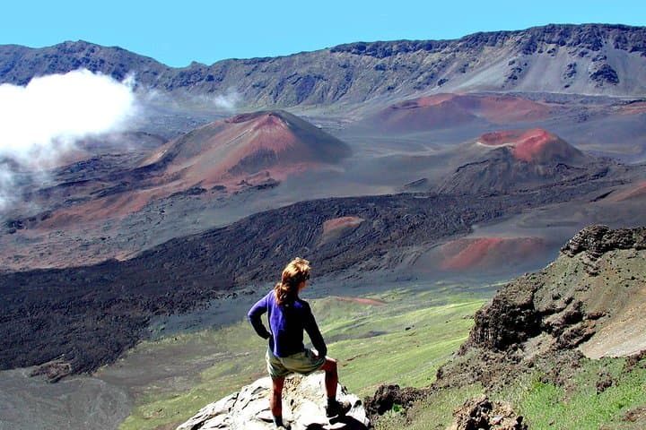 Haleakala Crater Sliding Sands Hike: Summit Trails & High-Altitude Views photo 4