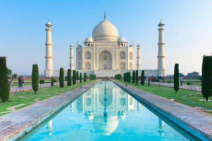 Taj Mahal Sunrise Tour from Goa: 2-Day Private Flight & Agra Highlights photo 3