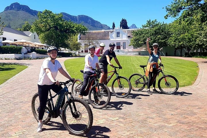 Pedaling Stellenbosch: A Guided Bike Tour Through Vineyards, History, and Jonkershoek Valley photo 4