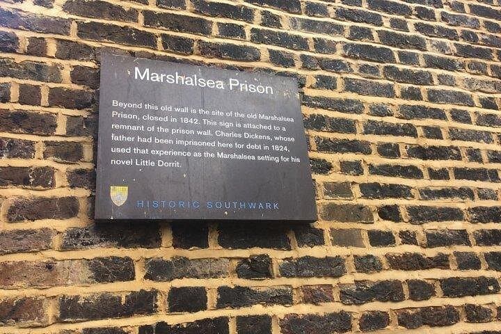 Private Charles Dickens Walking Tour — Literary Streets of London photo 4