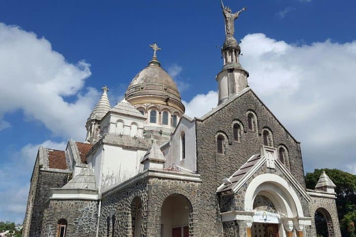 Unmissable Martinique North Tour: Rainforest, Saint-Pierre Ruins & Black-Sand Beach photo 3