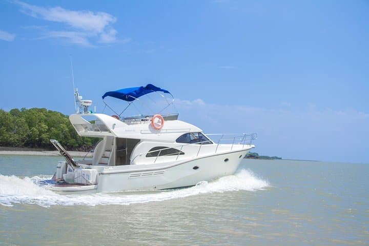 Mombasa Yacht Cruise: 1-Hour Sunrise & Sunset Indian Ocean Experience photo 1