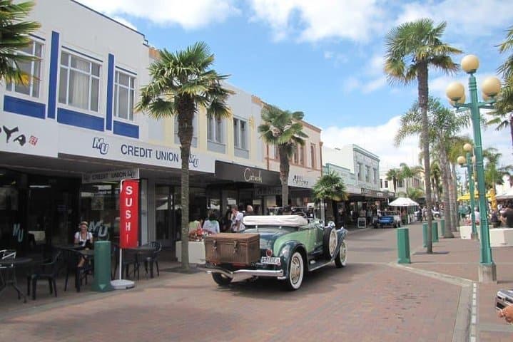 Napier Shore Excursion: Art Deco Architecture and Hawke's Bay Wine Tasting photo 2
