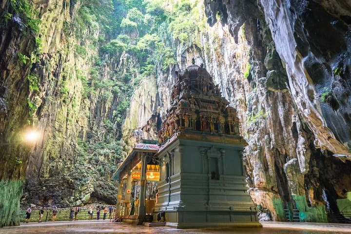 Batu Caves Half-Day Tour: Kuala Lumpur Suburbs, Royal Selangor & Batik Experience photo 5
