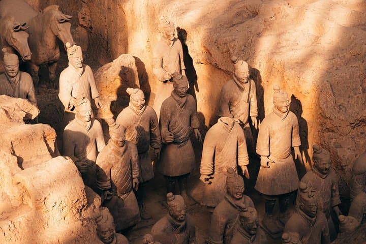 2-Day Xi'an Private Tour from Chengdu by Bullet Train — Terracotta Warriors & City Wall photo 4