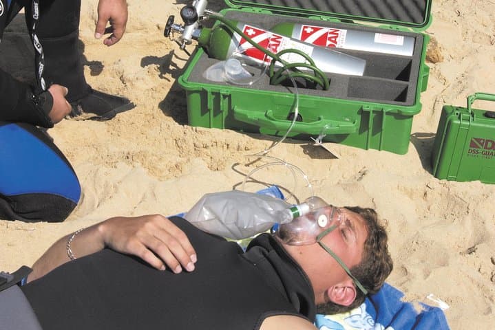 PADI Rescue Diver Course at Amadores Beach — Two-Day Rescue Training in Gran Canaria photo 3