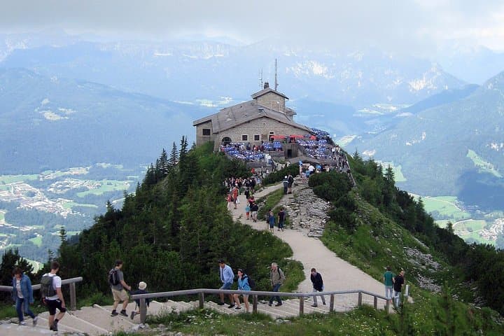 Private Eagles Nest Kehlsteinhaus Tour from Salzburg to Munich