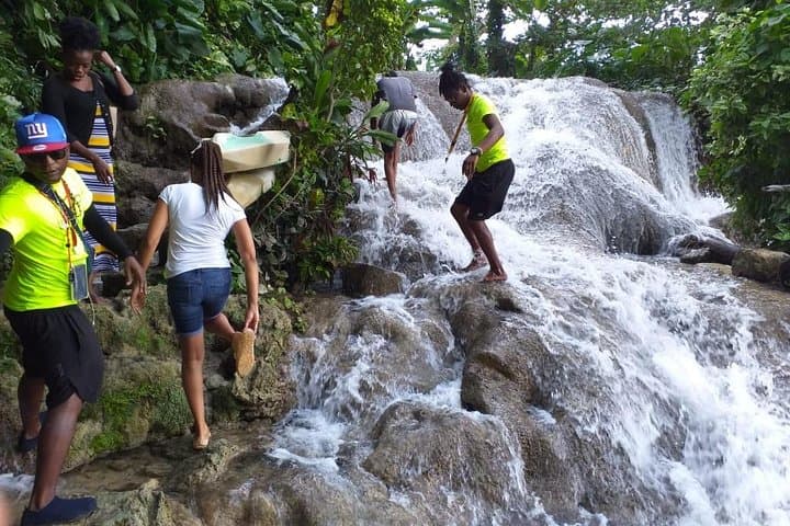 Ocho Rios Highlight Tour: Climb Dunn's River Falls & Explore Local Sights photo 3