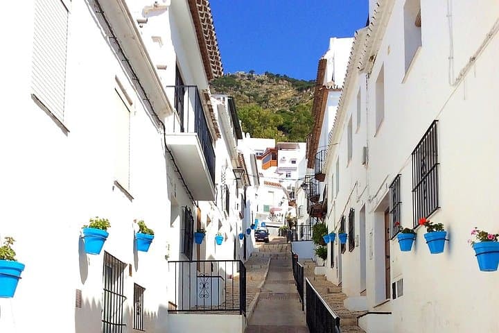 Private Walking Tour of Mijas Pueblo: Moorish Alleys, Chapel Views & Artisan Streets photo 4