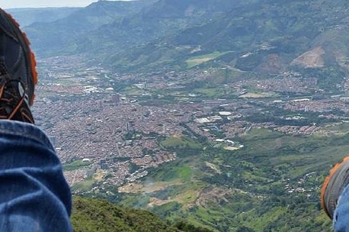 Andes Paragliding from Medellin — Tandem Flights Over the Aburrá Valley photo 3