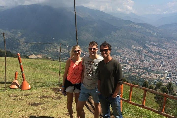 Medellin City Tour with Paragliding and Local Food Tasting photo 5