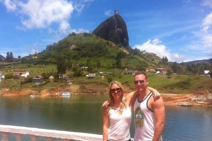 Pablo Escobar Full-Day Tour to Guatapé & El Peñol from Medellín