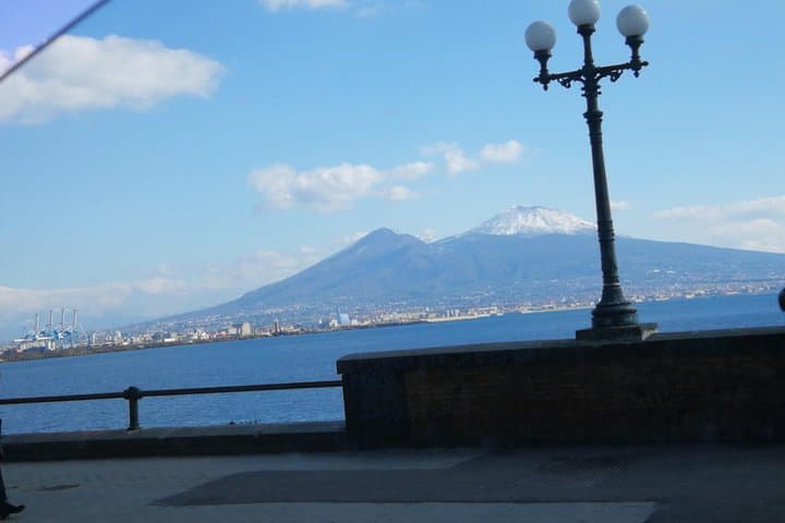 Vesuvius & Pompeii Pizza Day Tour — Hike the Crater and Taste Naples photo 4