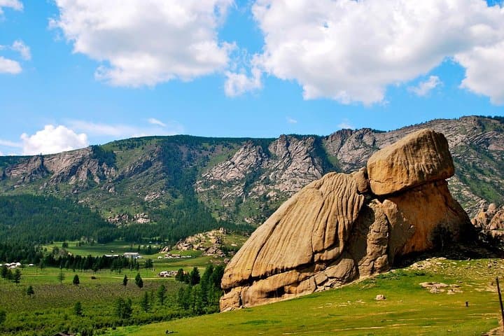 Genghis Khan Statue & Terelj National Park Day Tour — Ulaanbaatar to Turtle Rock photo 4