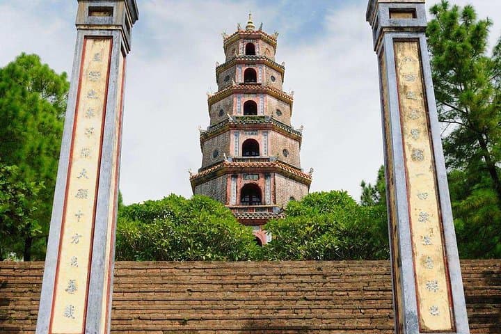 Full-Day Hue City Tour: Imperial Citadel, Perfume River & Bicycle Exploration