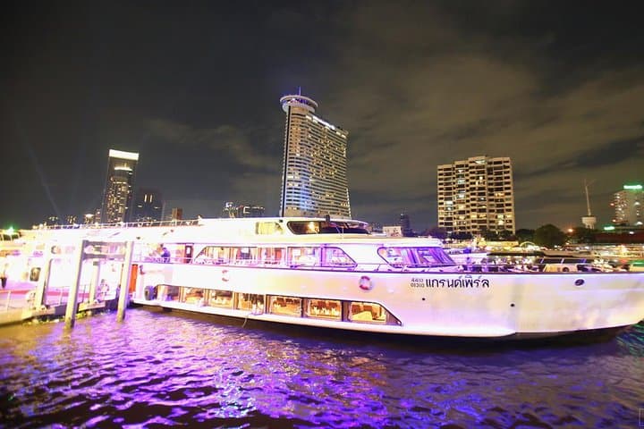 Bangkok Grand Pearl Chao Phraya Dinner Cruise — Evening Buffet, Live Thai Dance & Skyline Views photo 2