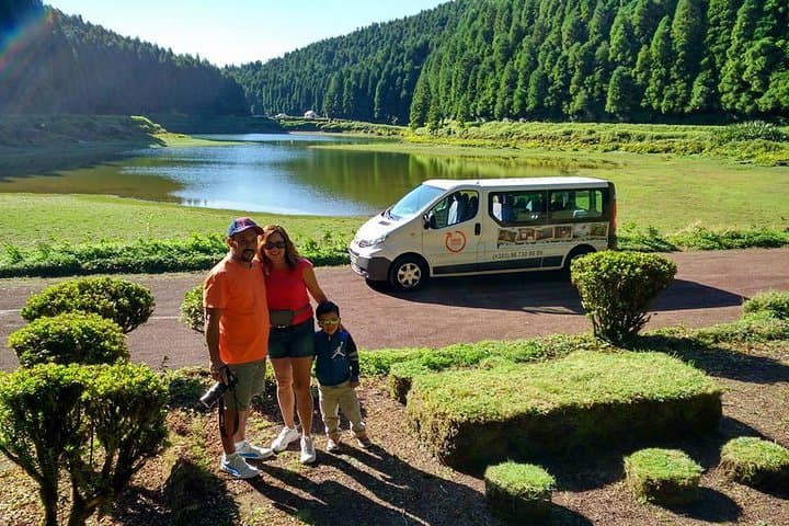 Sete Cidades & Lagoa do Fogo Full-Day Van Tour with Lunch — São Miguel photo 5