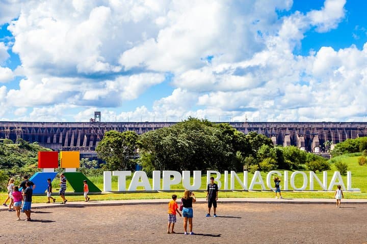 Itaipu Dam, Bird Park & Brazilian Iguassu Falls Full-Day Tour from Puerto Iguazú photo 4