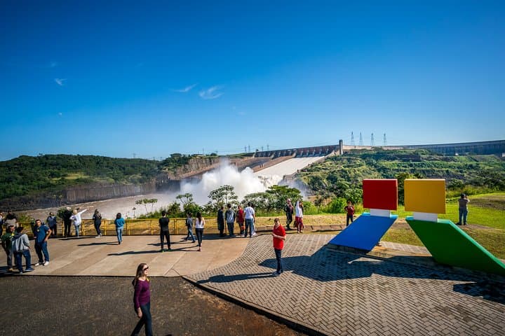 Itaipu Dam, Bird Park & Brazilian Iguassu Falls Full-Day Tour from Puerto Iguazú photo 6