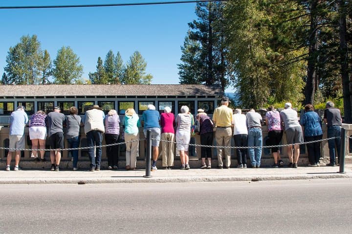 Full-Day Lake Tahoe Circle Tour: Emerald Bay, Squaw Valley & Tahoe City photo 4
