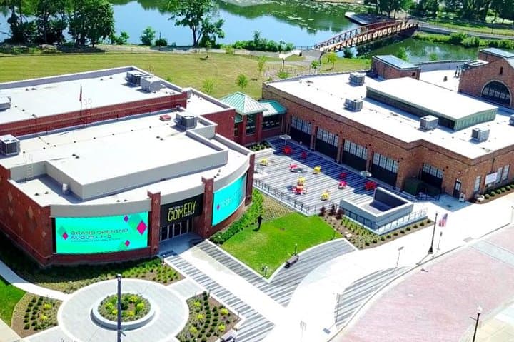 national-comedy-center-jamestown-complete-visitor-guide