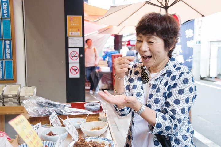 Insider Tsukiji Market Tour and Home Cooking Class with Junko