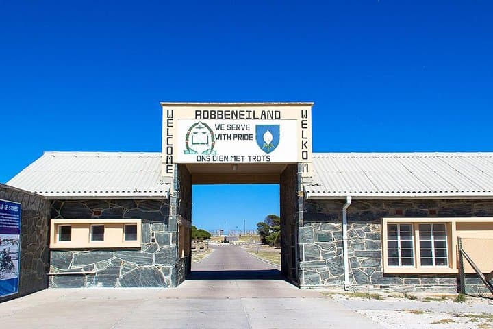 Cape Town Full-Day: Robben Island Ferry & Table Mountain Cable Car Experience photo 2