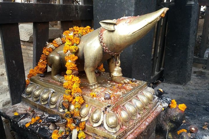Walking Kathmandu’s Heart: Durbar Square, Asan & Swayambhunath with Local Guides photo 3