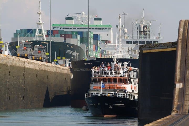 Panama Canal Partial Transit Southbound: Miraflores, Pedro Miguel & Gaillard Cut Aboard the M/V Pacific Queen photo 1