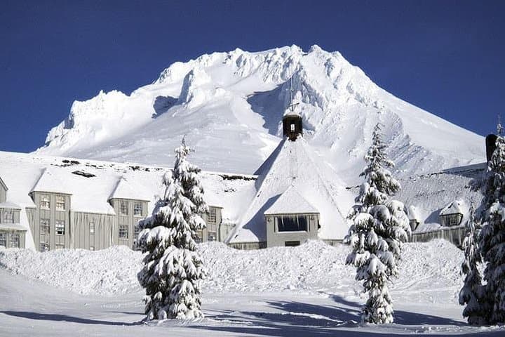 Columbia River Gorge Waterfalls and Mt. Hood Day Tour from Portland