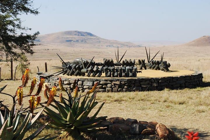Full-Day Isandlwana & Rorke's Drift Battlefield Tour from Durban — Walk the 1879 Anglo‑Zulu Sites photo 2