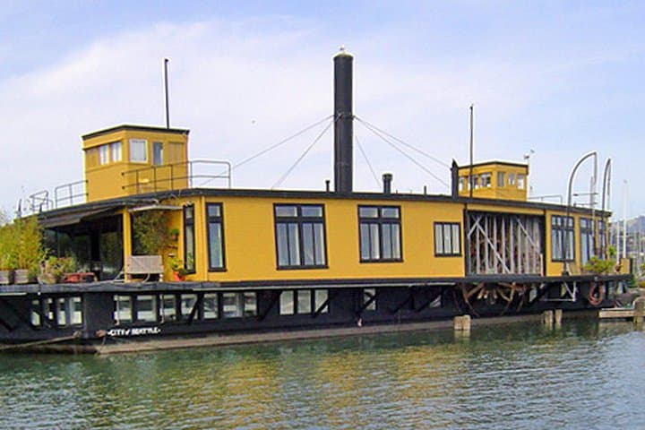 Sausalito Historic Houseboat Walking Tour: Explore the Bay's Floating Neighborhood photo 1