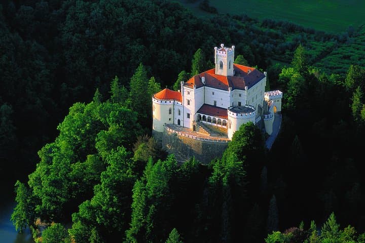 Prehistoric and Medieval Croatia: Krapina, Trakošćan & Varaždin Day Tour photo 1