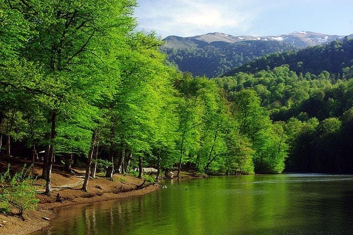Private Day Tour to Dilijan: Goshavank, Parz (Crystal) Lake & Haghartsin Monastery