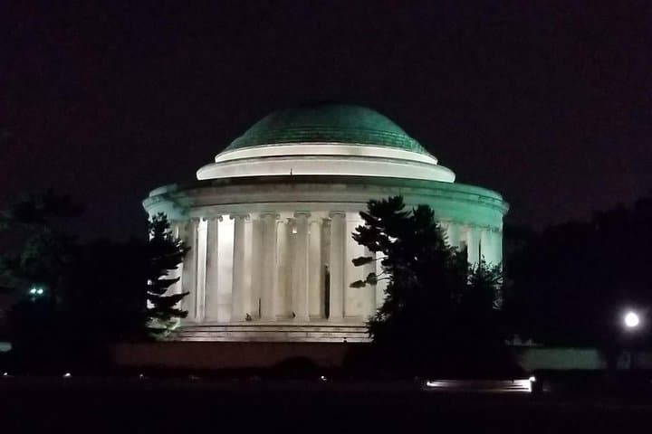 Illuminated Mall: Private Washington DC Night Tour of the Capital's Top Monuments photo 3