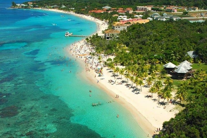 Roatán Sloth Park, Snorkel & West Bay Beach Excursion photo 2