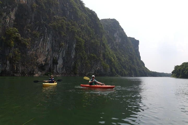 Kayak the Li River: Private Day Tour from Guilin & Yangshuo photo 2