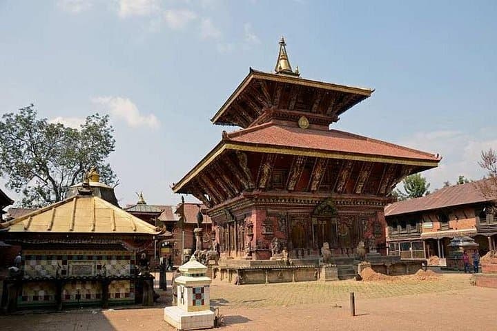 Nagarkot Sunrise Hike to Changu Narayan: Day Trek from Kathmandu photo 2