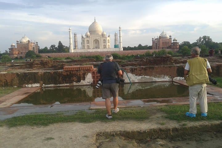 Agra Heritage Walk and Taj Mahal Sunset Tour from Delhi — Full-Day Cultural Excursion photo 2