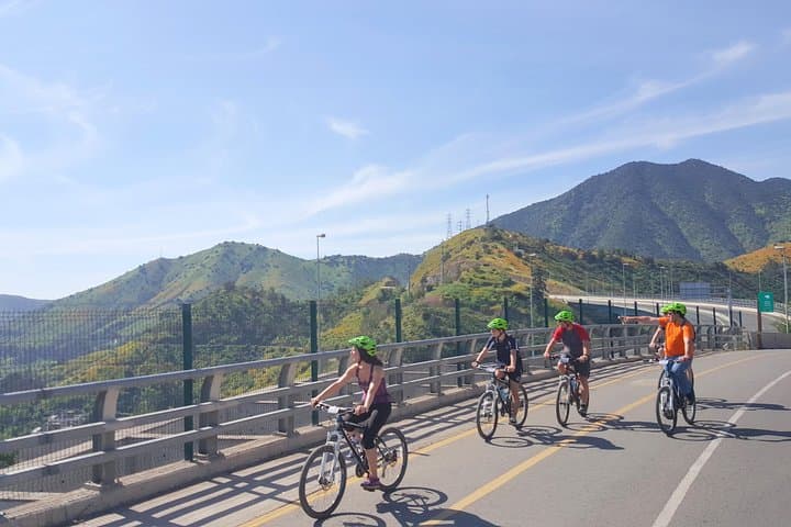 Panoramic Santiago Mountain Bike Tour: Parks, Views & San Cristóbal Climb photo 2