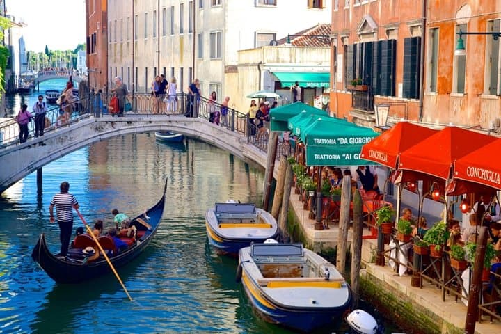 Afternoon in Venice: St. Mark's Basilica, Doge's Palace & Gondola Ride photo 6