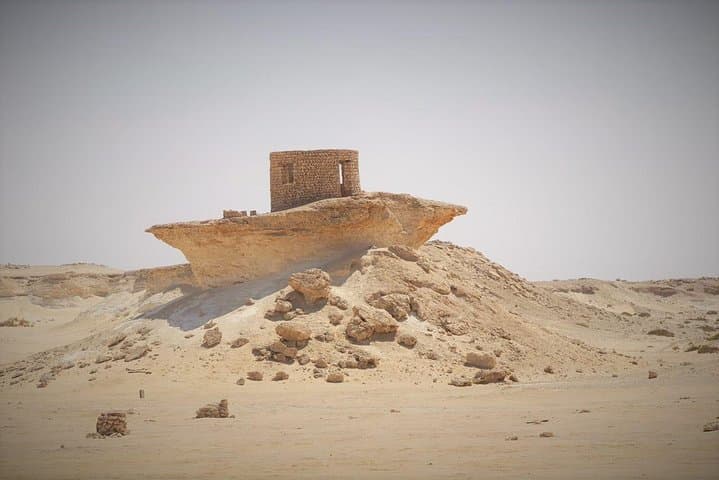 Zekreet West Coast Tour: Richard Serra Sculpture & Mushroom Rock Formation photo 3
