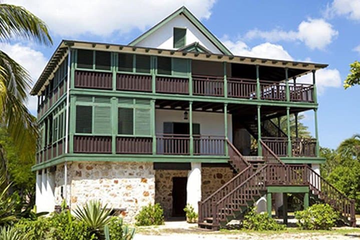 Cayman Crystal Caves & Pedro St James: Day Tour from George Town photo 4